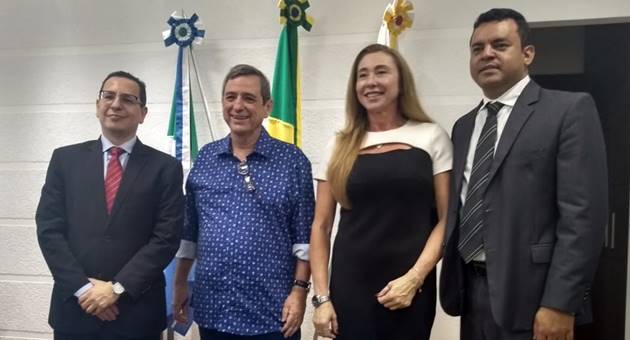 Procurador-geral Paulo Cezar dos Passos, Bosco Martins, procuradora de Justiça Ariadne Cantú e o procurador jurídico da Fertel, Danilo Magalhães. (Foto: Humberto Marques)