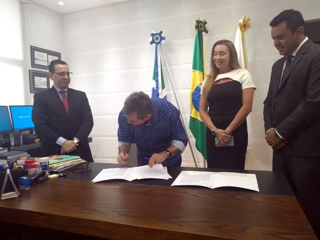 Convênio prevê apoio do MPMS à Fertel, que por sua vez veiculará programas do Ministério Público. (Foto: Humberto Marques)