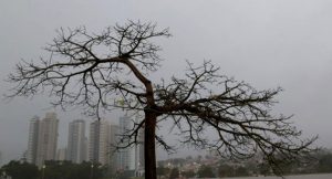 Depois de estragos causados pelo mau tempo em diferentes cidades, Mato Grosso do Sul deve voltar a ter um dia nublado nesta sexta-feira. (Foto: Denilson Secreta/Subcom)