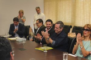 Reunião na Governadoria formalizou protocolo de intenções para tramissão de festivais na Argentina pela TVE Cultura. (Foto: Pedro Amaral)