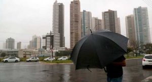 Previsão é de temperaturas amenas e pancadas de chuva nesta quinta-feira. (Foto: Denilson Secreta/Subcom)