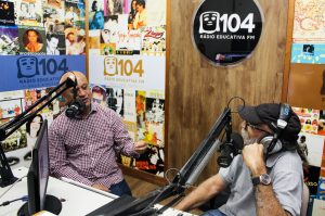 Carlos Alberto Assis concedeu entrevista ao Idade Viva, da Educativa 104.7 FM. (Foto: Pedro Amaral)