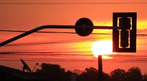 Dia terá calor intenso em algumas regiões de MS, com temperatura chegando a 37ºC; pode chover à tarde. (Foto: Edemir Rodrigues/Subcom)