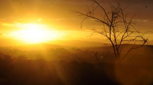 Meteorologia prevê dia de altas temperaturas; Inmet emitiu alerta sobre onda de calor. (Foto: Subcom/Arquivo)