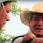Dominguinhos foi ao Pantanal para gravar programa com Dino Rocha. (Foto: Reprodução)