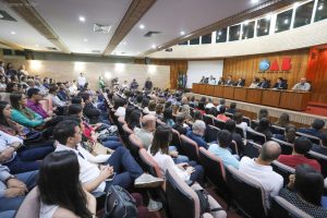 Audiência reuniu representantes de Bonito para debater conciliação entre desenvolvimento e meio ambiente