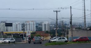 Céu sobre Campo Grande; temperaturas começam a cair no Estado. (Foto: Subcom/Arquivo)