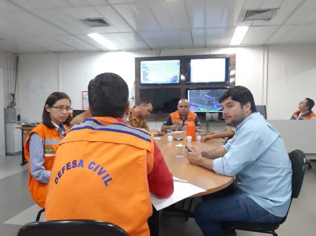 Coordenadoria Estadual de Defesa Civil reuniu demais órgãos de monitoramento das condições climáticas em torno da criação de Sala de Situação. (Foto: Humberto Marques)