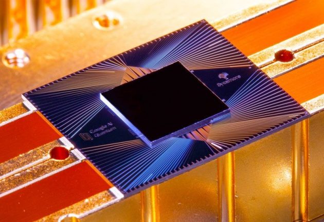 Chip utilizado em supercomputador do Google usa tecnologia de qubits. (Foto: Nature/Reprodução)