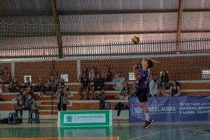 Representante do vôlei feminino de Naviraí para os Jogos